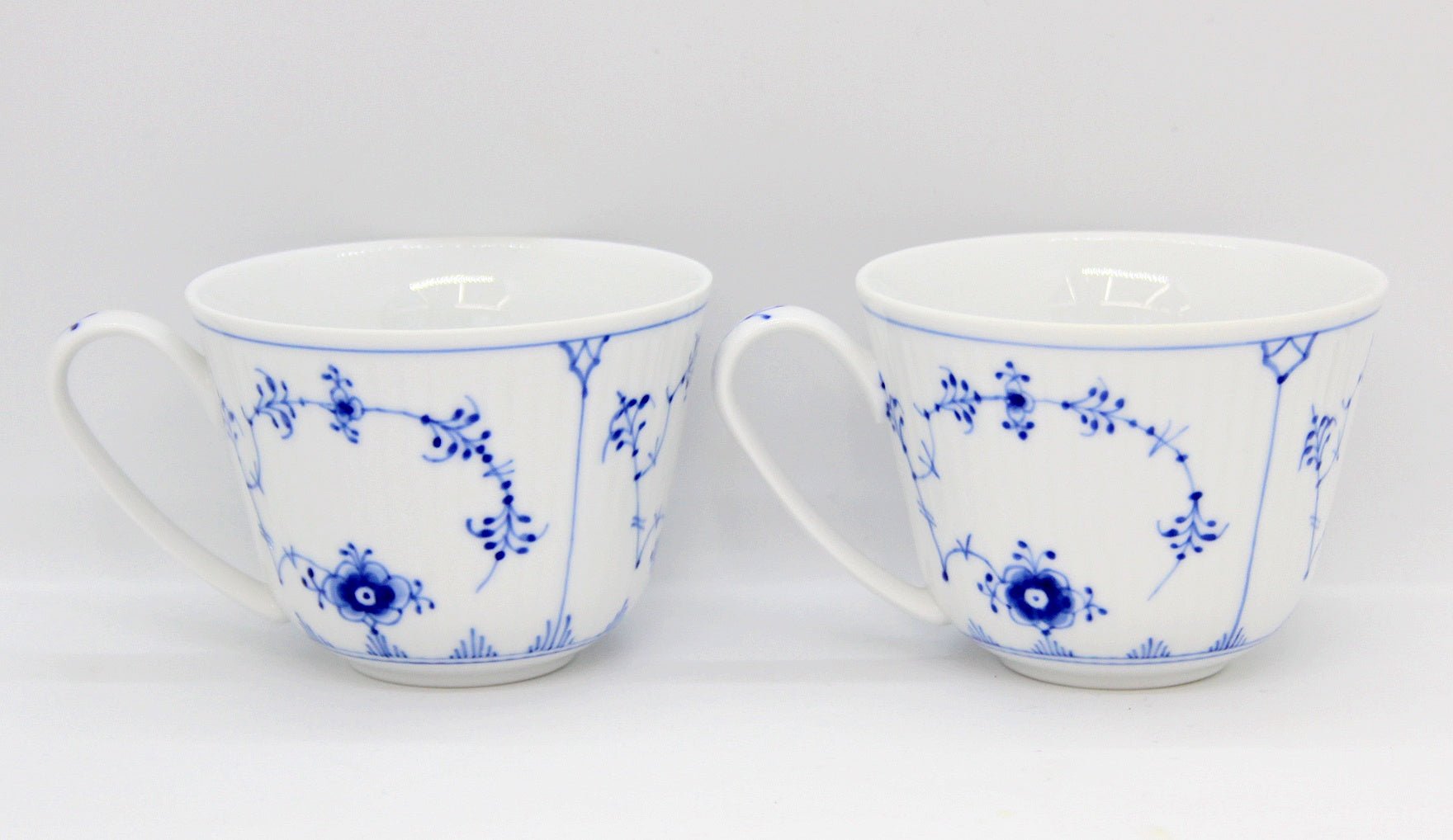 ROYAL COPENHAGEN(ロイヤルコペンハーゲン) ブルーフルーテッド プレイン カップ&ソーサー 1016756 2客セット ペア - 安心保証・業界最安値の販売 福助